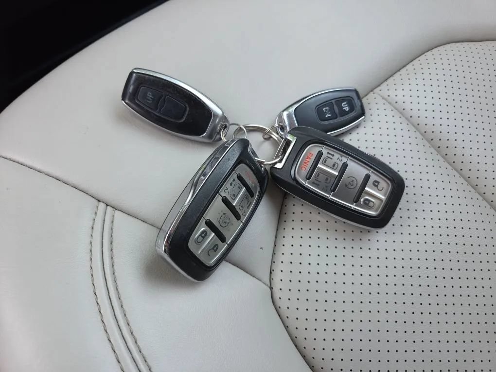 Used 2021 Chrysler Voyager Lxi FWD image 19