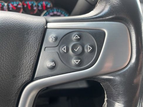 Used 2018 GMC Yukon XL SLT image 21