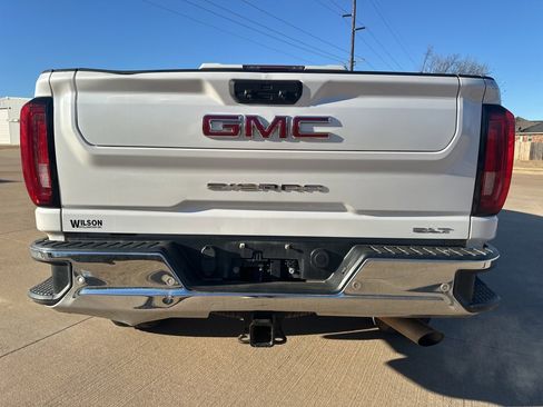 Used 2020 GMC Sierra 3500 SLT w/ SLT Premium Plus Package image 3