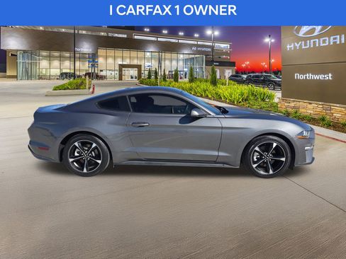 Used 2021 Ford Mustang Coupe image 6