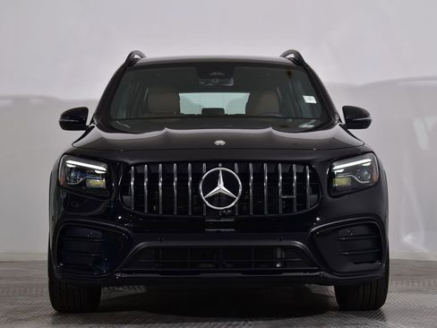 Certified 2025 Mercedes-Benz GLB 35 AMG 4MATIC image 8