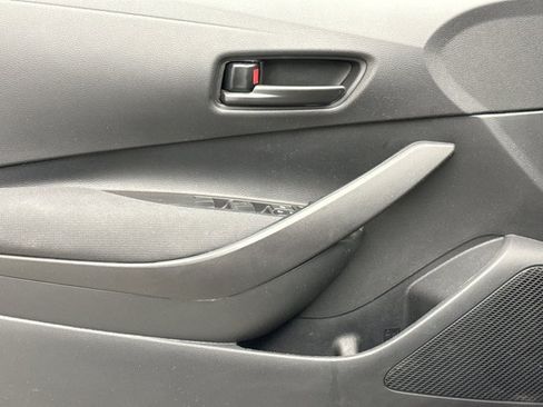 Used 2026 Toyota Corolla LE FWD image 9