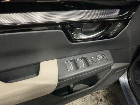 Certified 2025 Honda CR-V EX-L image 29