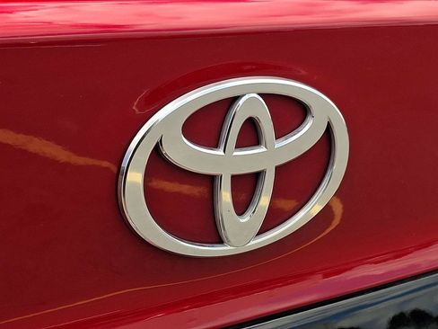 Used 2025 Toyota Camry XSE AWD/4WD image 30