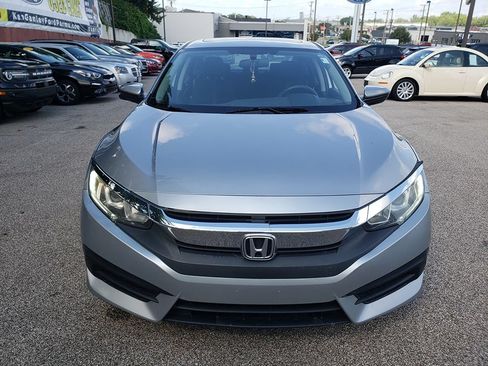 Used 2016 Honda Civic EX image 2