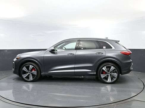 New 2026 Audi SQ5 Premium Plus AWD/4WD image 25