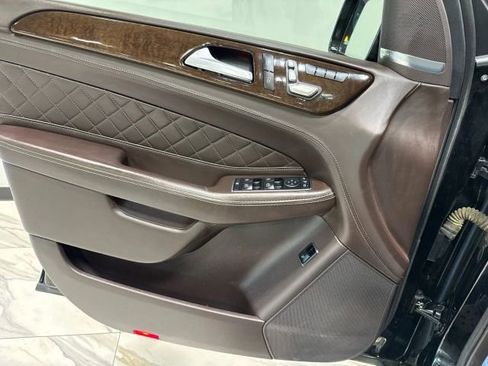 Used 2018 Mercedes-Benz GLE 43 AMG 4MATIC w/ Premium 3 Package image 62