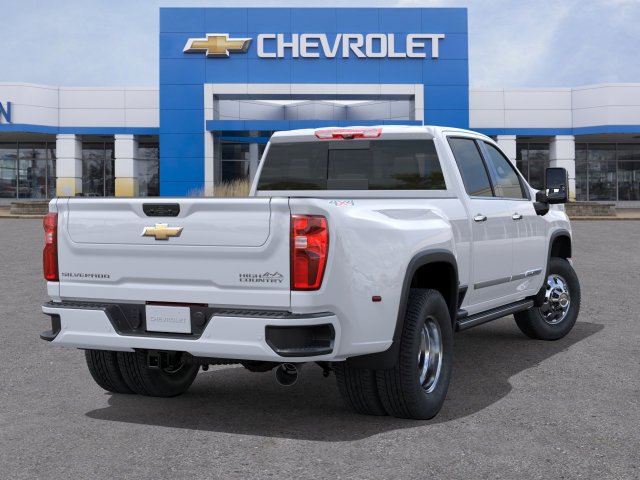 New 2026 Chevrolet Silverado 3500 High Country w/ Technology Package AWD/4WD image 4