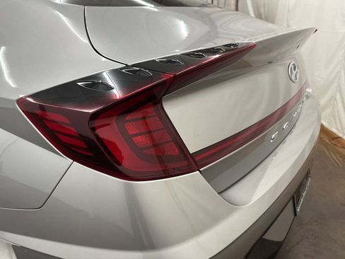 Used 2021 Hyundai Sonata SEL w/ Convenience Package FWD image 24