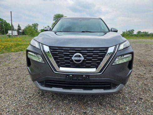 Used 2023 Nissan Rogue SV AWD/4WD image 2