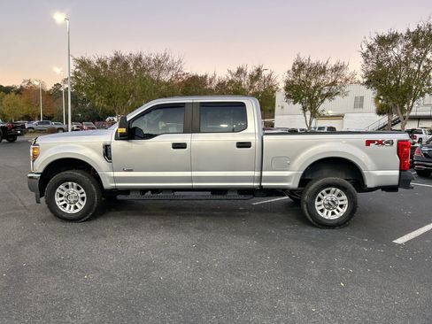 Used 2019 Ford F250 XL w/ STX Appearance Package image 6