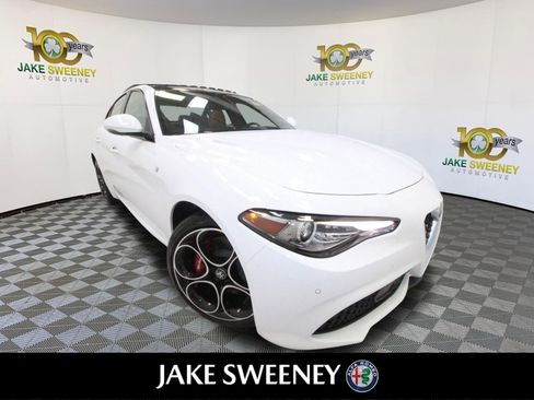 New 2022 Alfa Romeo Giulia Ti image 1