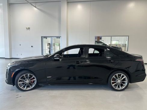 Used 2026 Cadillac CT4 V AWD/4WD image 4