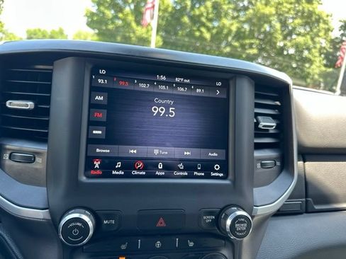 Used 2021 RAM 1500 Big Horn AWD/4WD image 16