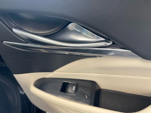 Used 2023 Cadillac CT4 Luxury w/ Cold Weather Package image 31