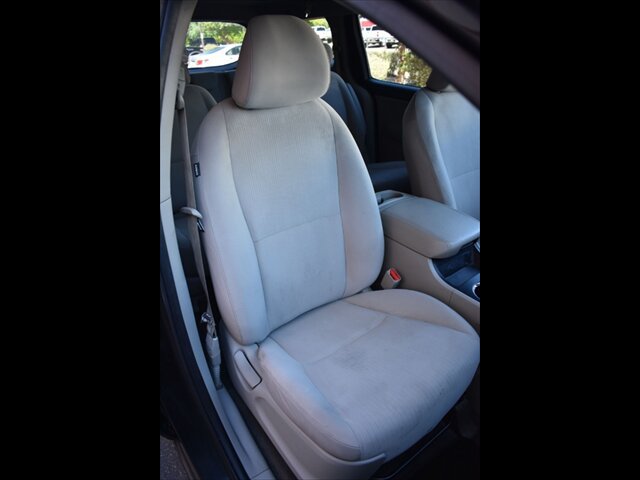 Used 2019 Kia Sedona LX FWD image 35