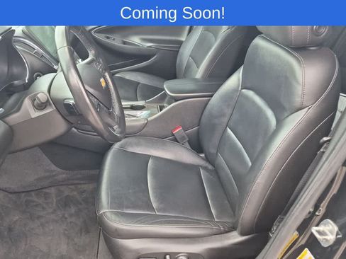 Used 2018 Chevrolet Malibu LT w/ Leather Package FWD image 16