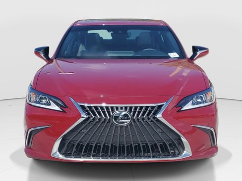 Used 2025 Lexus ES 350 w/ Premium Package image 3