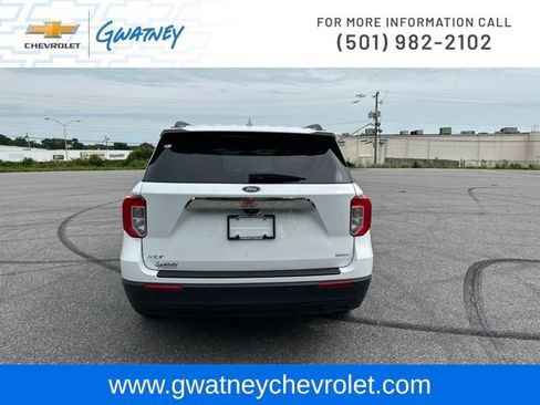 Used 2020 Ford Explorer XLT RWD image 6