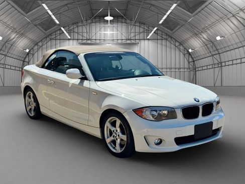 Used 2013 BMW 128i Convertible RWD image 1