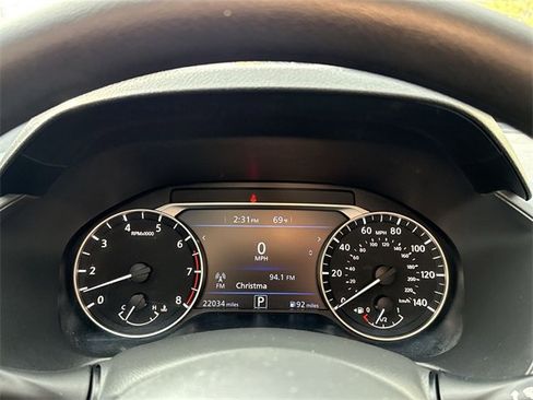 Used 2023 Nissan Altima 2.5 SV image 10