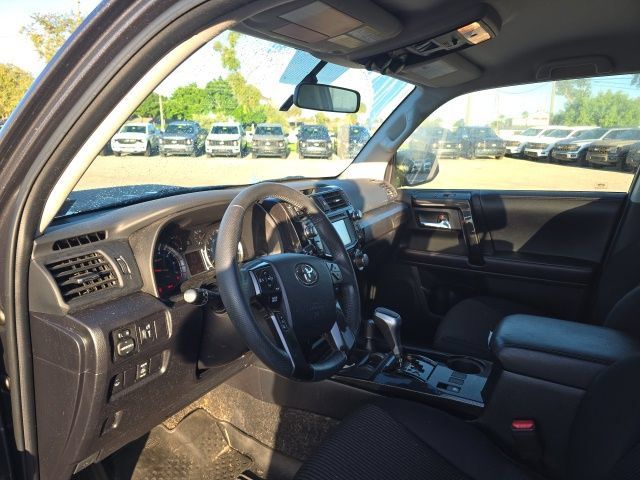 Used 2019 Toyota 4Runner TRD Off-Road AWD/4WD image 11
