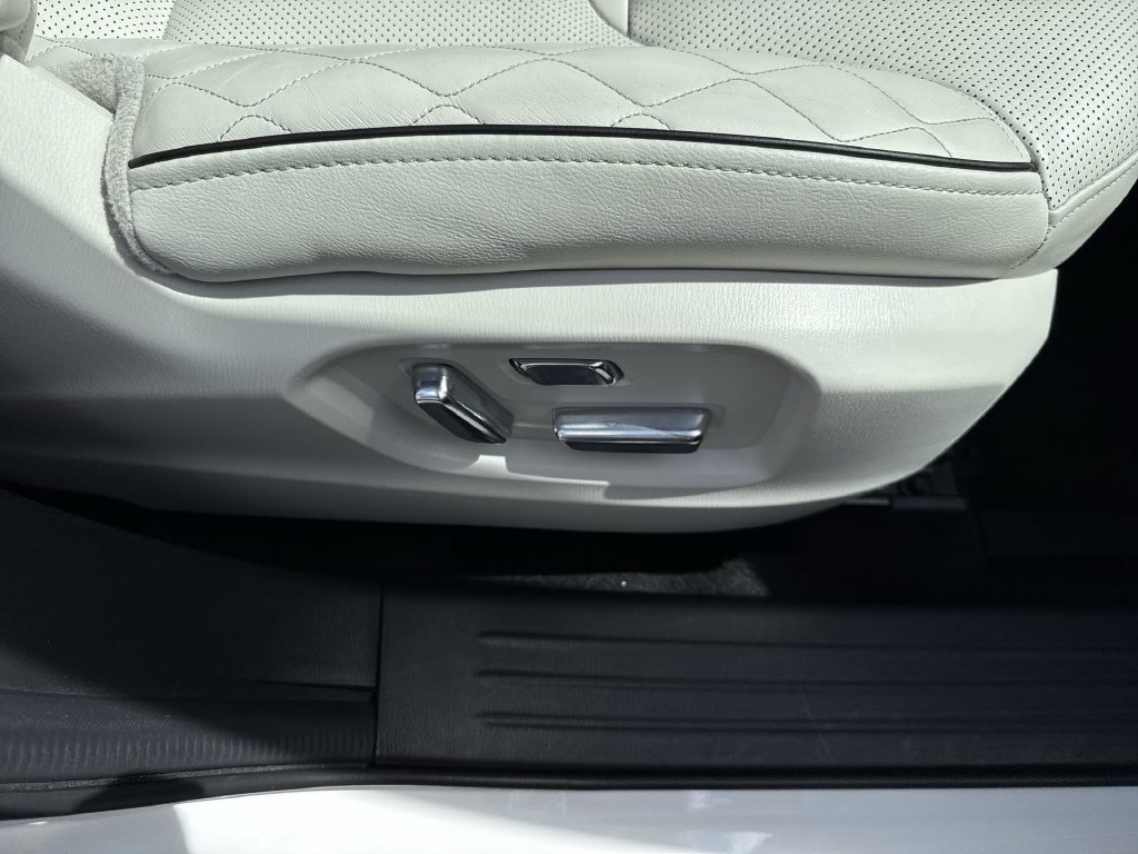 Certified 2023 MAZDA CX-9 Signature AWD/4WD image 45
