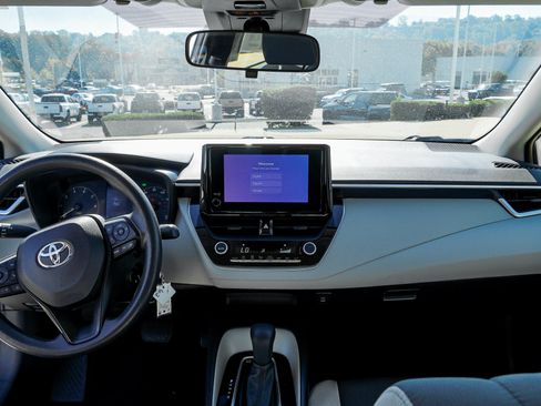 Certified 2024 Toyota Corolla LE FWD image 29