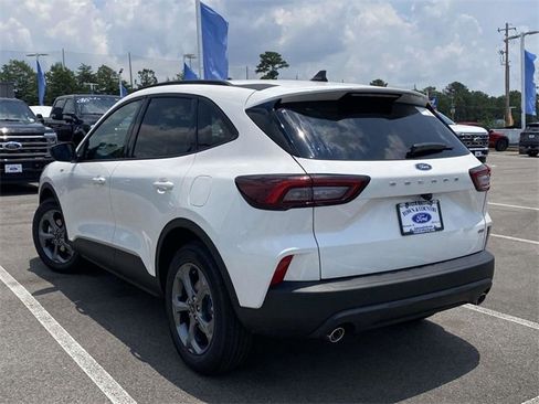 New 2025 Ford Escape ST-Line w/ Equipment Group 301A image 3