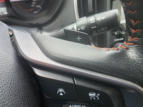 Used 2020 Subaru Crosstrek 2.0i Premium image 21