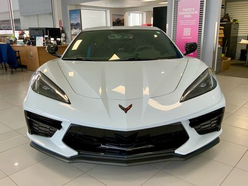 Used 2023 Chevrolet Corvette Stingray Coupe w/ Z51 Performance Package image 8