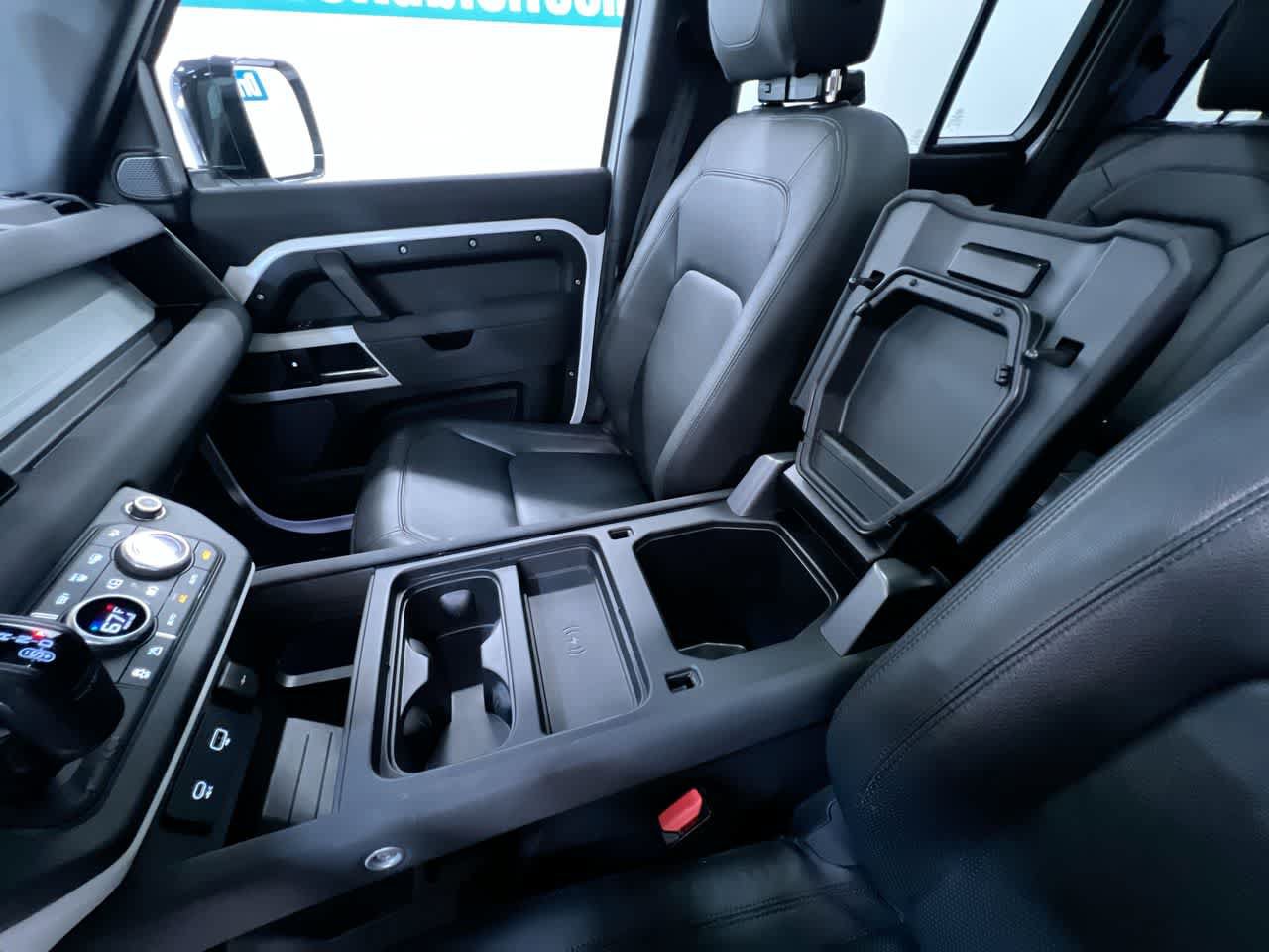 Used 2023 Land Rover Defender 110 S AWD/4WD image 31