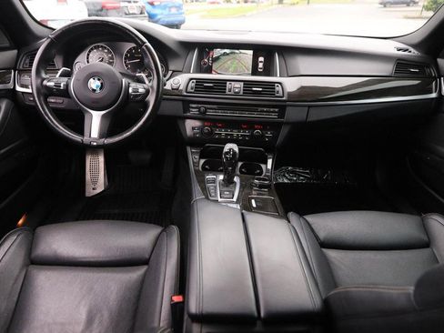 Used 2016 BMW 550i xDrive Sedan AWD/4WD image 25