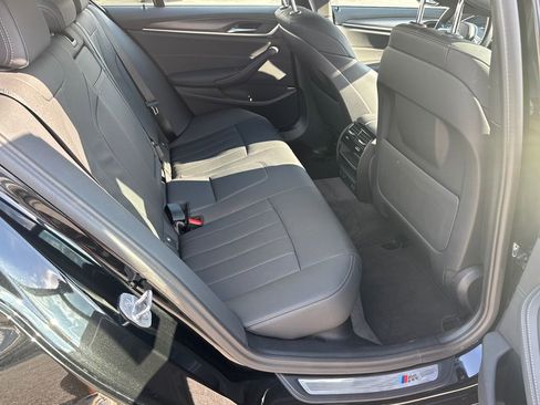 Used 2023 BMW 530i w/ M Sport Package image 15