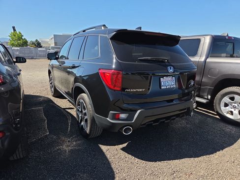 Used 2023 Honda Passport Elite image 3