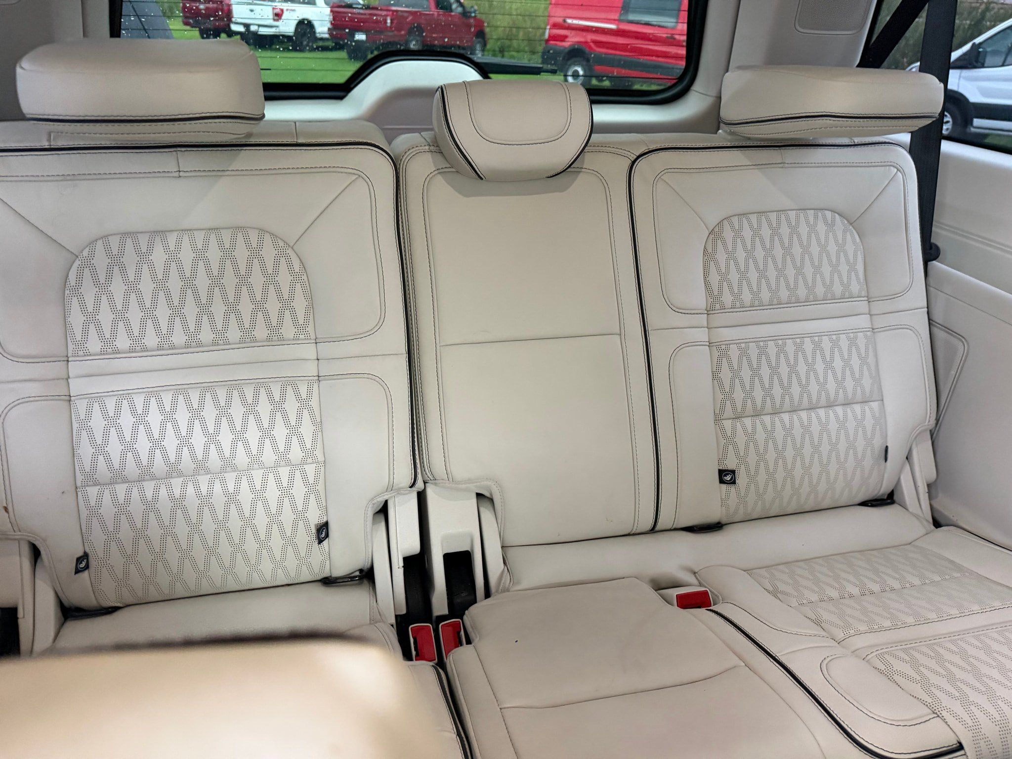 Used 2024 Lincoln Navigator L Black Label AWD/4WD image 8