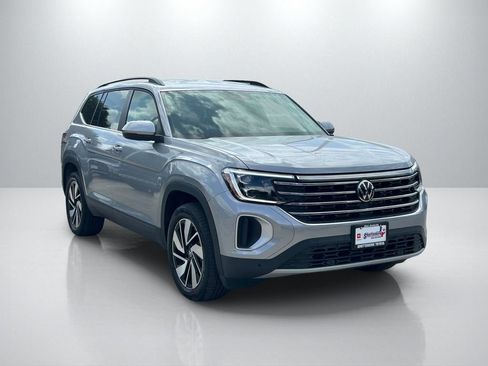 Used 2026 Volkswagen Atlas SE AWD/4WD image 3