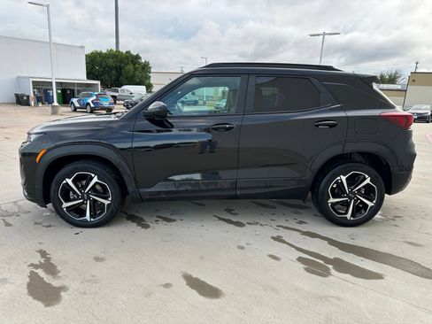 Used 2022 Chevrolet TrailBlazer RS FWD image 4