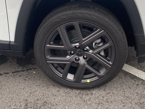 New 2026 Jeep Compass Limited image 11