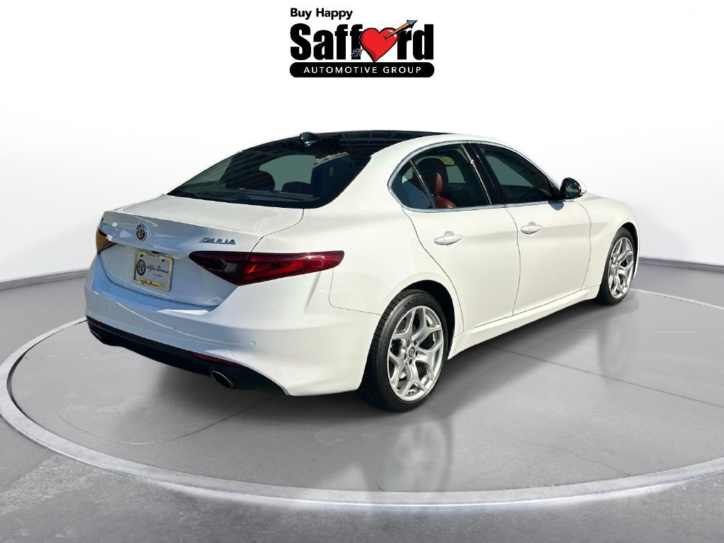 Used 2018 Alfa Romeo Giulia Ti AWD/4WD image 9