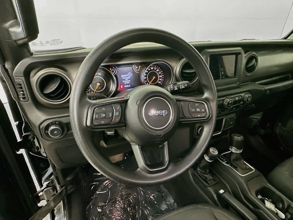 Used 2023 Jeep Wrangler Unlimited Sport AWD/4WD image 16