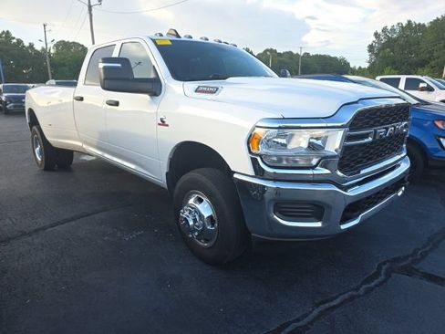 Used 2023 RAM 3500 Tradesman AWD/4WD image 3