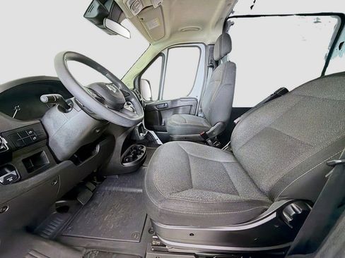 Used 2023 RAM ProMaster 2500 image 17