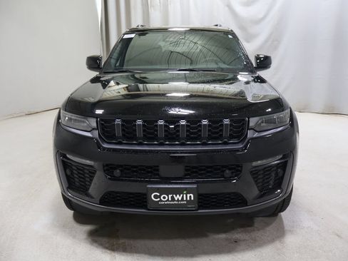 New 2026 Jeep Grand Cherokee L Limited AWD/4WD image 2