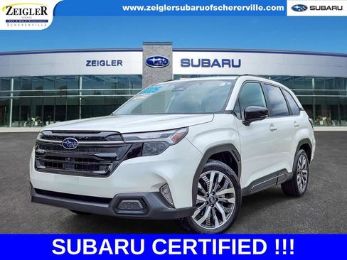 Certified 2025 Subaru Forester Touring AWD/4WD image 1