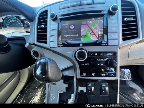 Used 2015 Toyota Venza Limited image 29