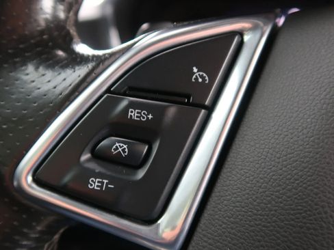 Used 2022 Chevrolet Camaro SS RWD image 32