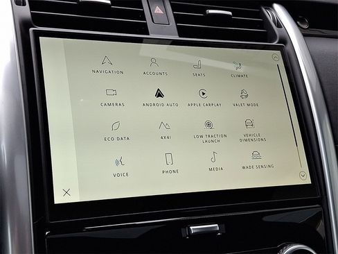 New 2025 Land Rover Discovery S image 19