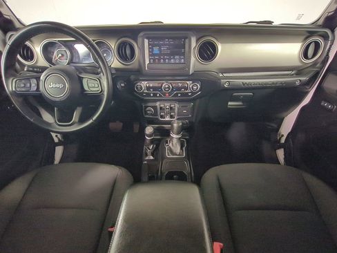 Used 2019 Jeep Wrangler Unlimited Sport S AWD/4WD image 18