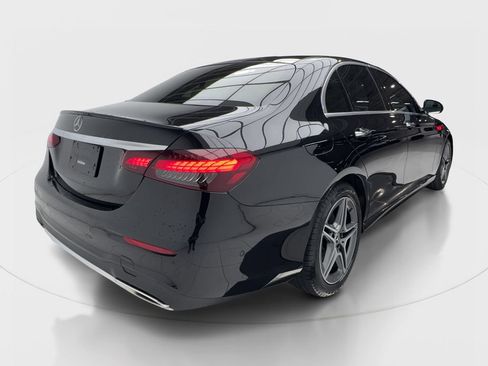 Used 2023 Mercedes-Benz E 350 4MATIC Sedan image 7
